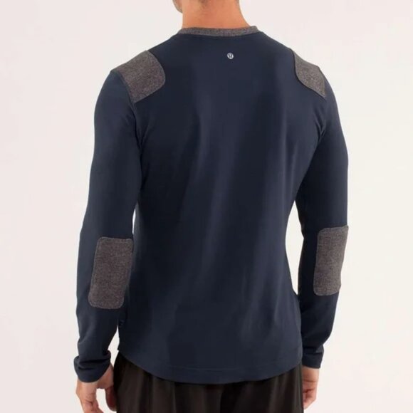 Lululemon Men’s Sprint Long Sleeve Shirt Navy Blue with Gray Elbow Patches Sz. M - Picture 1 of 7
